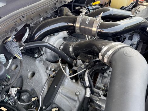 Used 2022 Ford F250 Lariat w/ Lariat Value Package AWD/4WD image 17