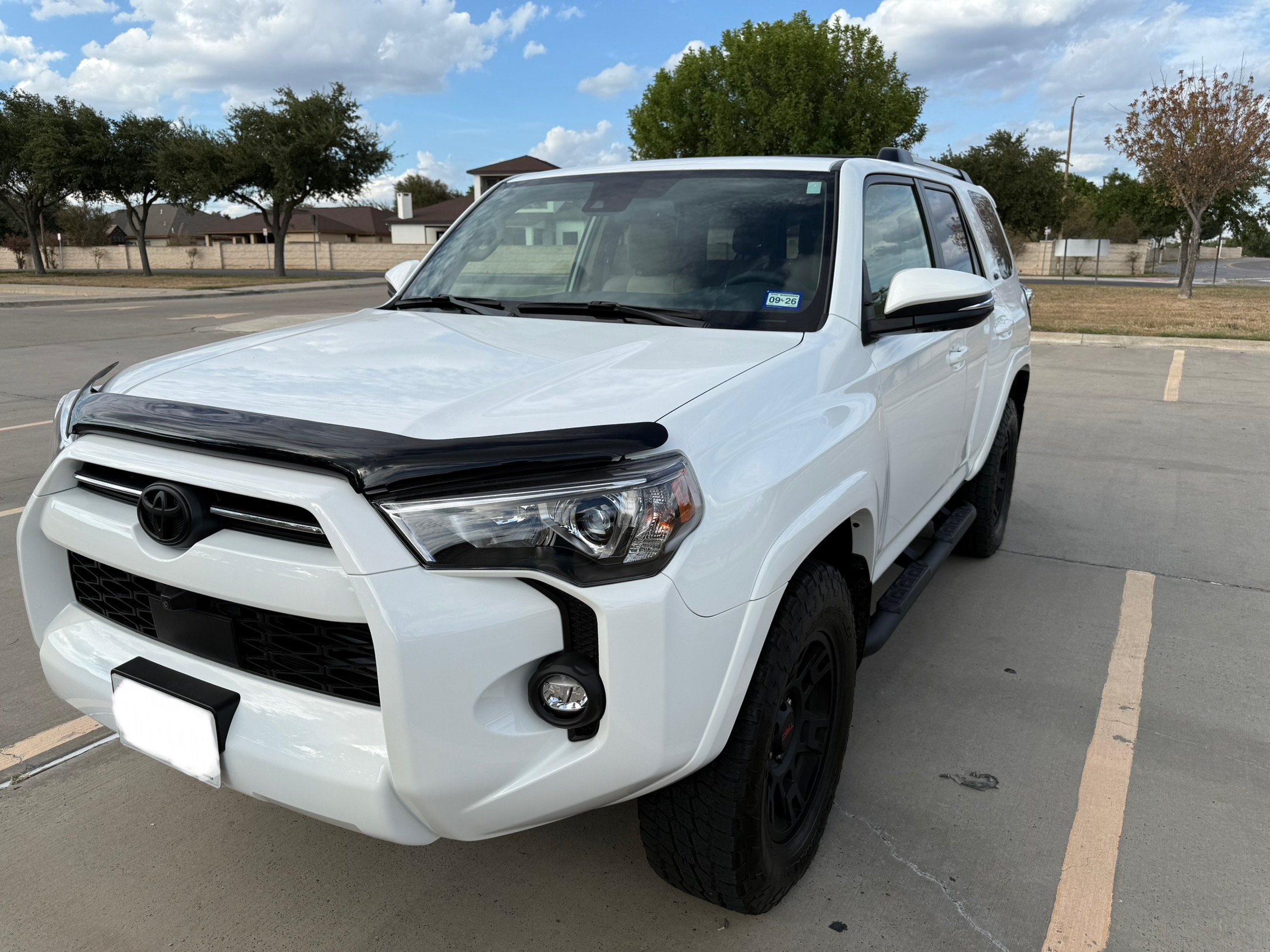 Used 2023 Toyota 4Runner SR5 Premium w/ Moonroof Package AWD/4WD image 1