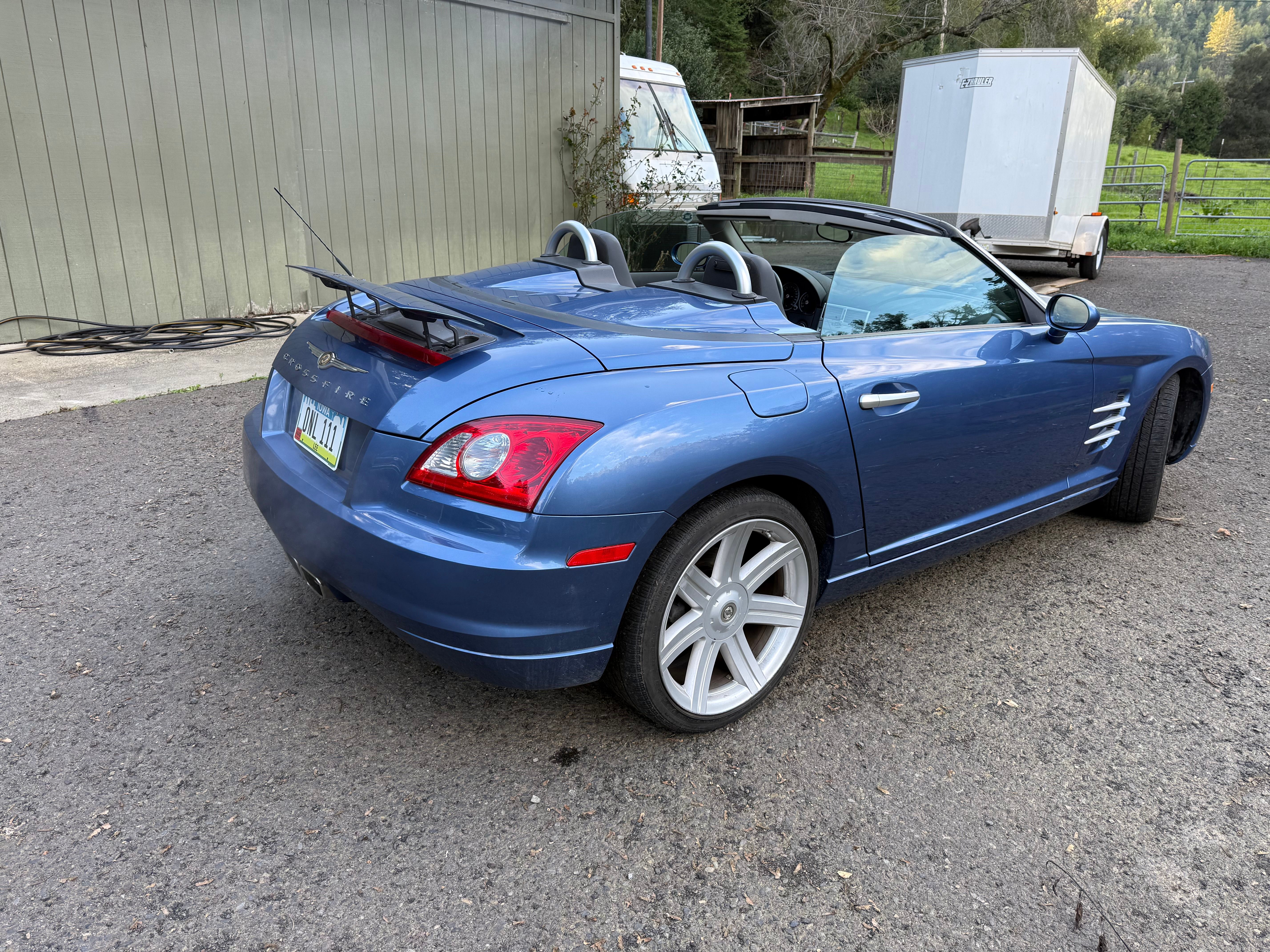 Used 2005 Chrysler Crossfire Limited RWD image 8
