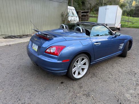 Used 2005 Chrysler Crossfire Limited image 8