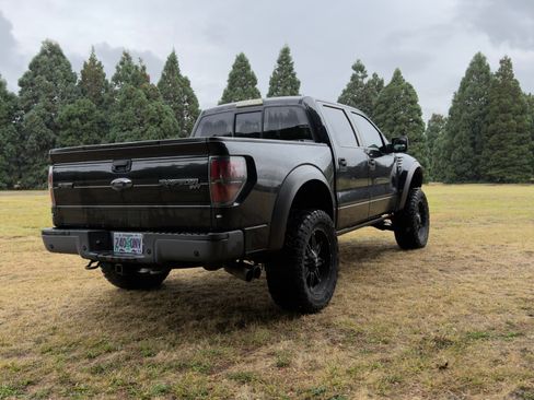 Used 2013 Ford F150 Raptor w/ Luxury Equipment Group AWD/4WD image 2