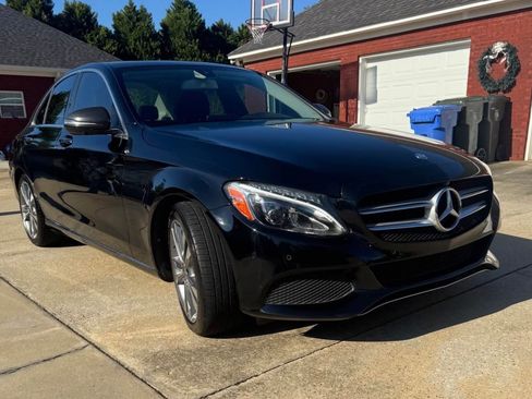 Used 2017 Mercedes-Benz C 300 Sedan image 2