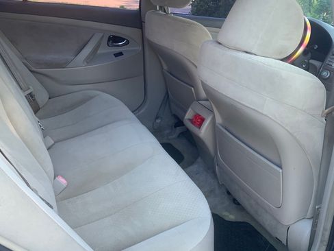 Used 2007 Toyota Camry LE image 8