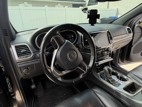 Used 2020 Jeep Grand Cherokee Limited w/ Luxury Group II RWD image 13