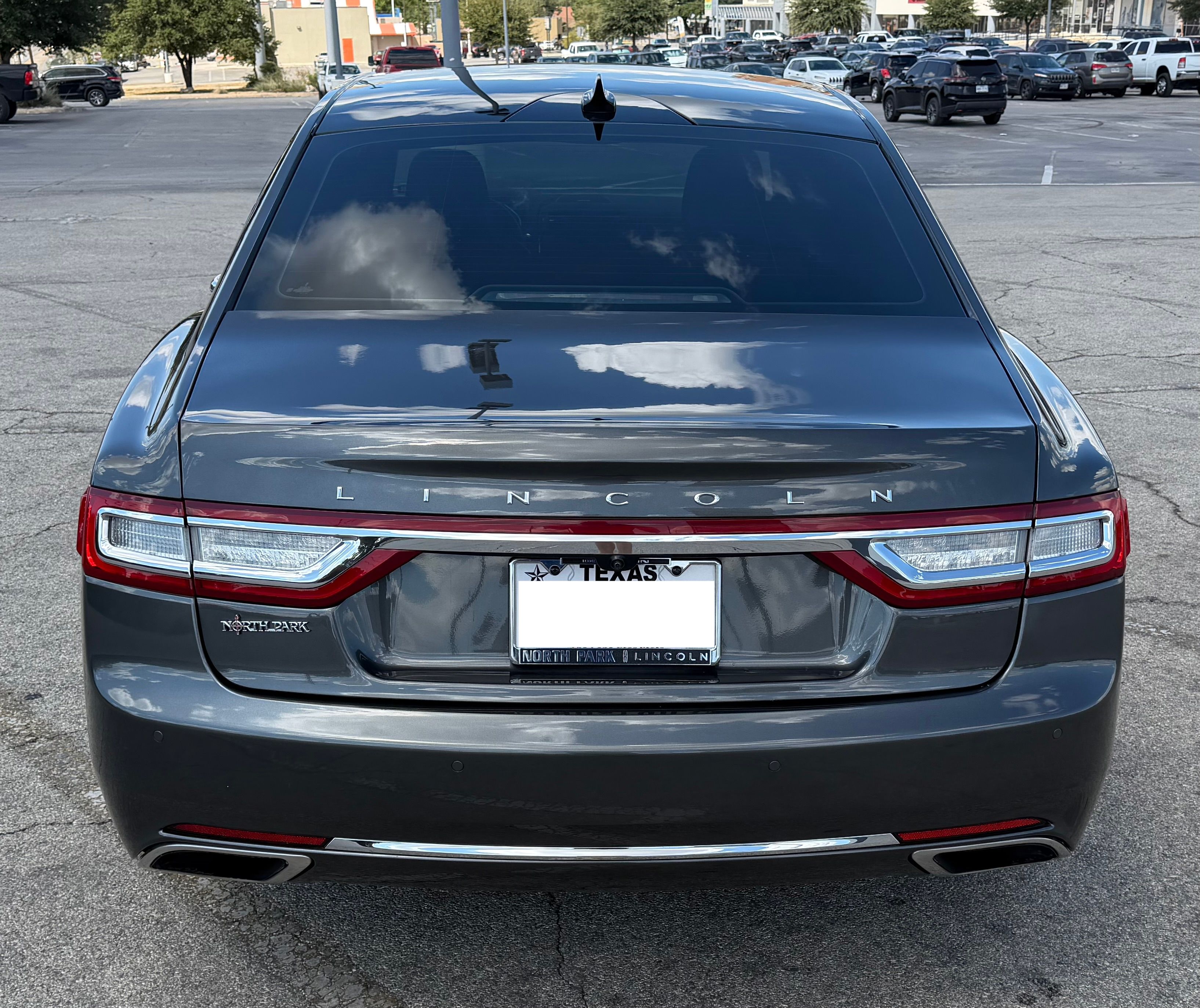 Used 2020 Lincoln Continental Reserve w/ Luxury Package AWD/4WD image 6