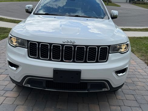 Used 2021 Jeep Grand Cherokee Limited AWD/4WD image 4