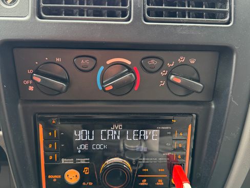 Used 2004 Toyota Tacoma PreRunner image 17