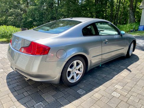 Used 2004 INFINITI G35 Coupe w/ Premium Pkg image 9