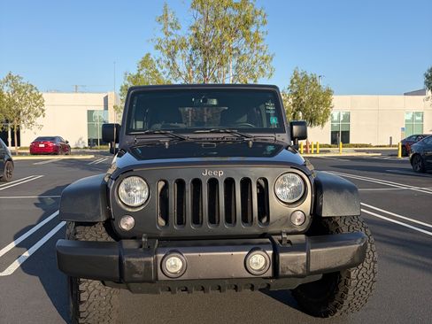 Used 2016 Jeep Wrangler Unlimited Sport AWD/4WD image 4