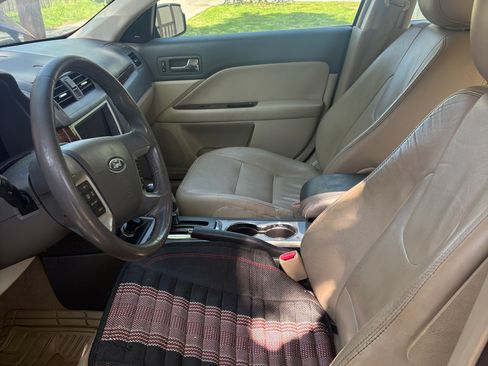 Used 2010 Ford Fusion SEL image 10