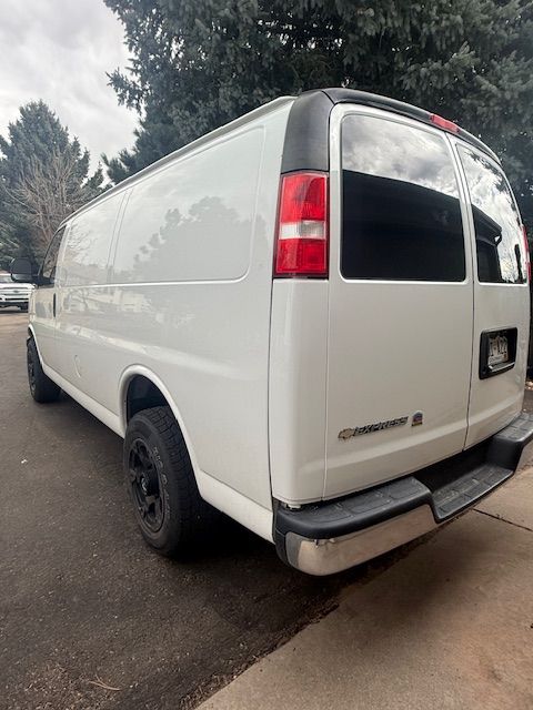 Used 2019 Chevrolet Express 2500 w/ Driver Convenience Package RWD image 1