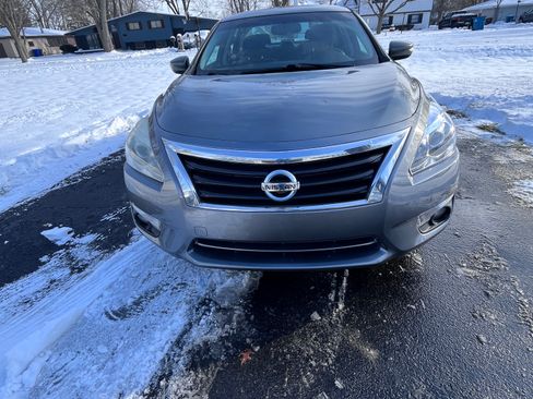 Used 2014 Nissan Altima 2.5 SL w/ Moonroof Package image 1