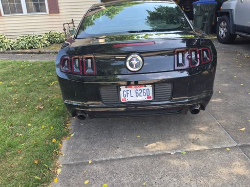 Used 2014 Ford Mustang Coupe w/ V6 Performance Package RWD image 2