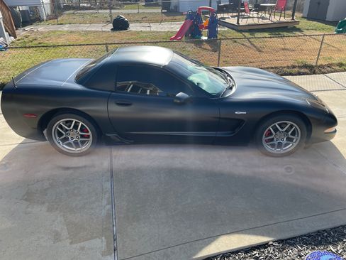 Used 2003 Chevrolet Corvette Z06 w/ Memory Package, 3 Drivers image 8