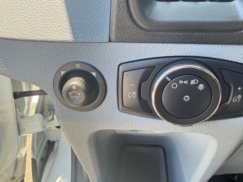 Used 2019 Ford Transit 350 XLT RWD image 15
