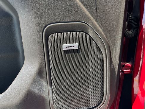 Used 2020 GMC Sierra 1500 SLT w/ SLT Premium Plus Package AWD/4WD image 16