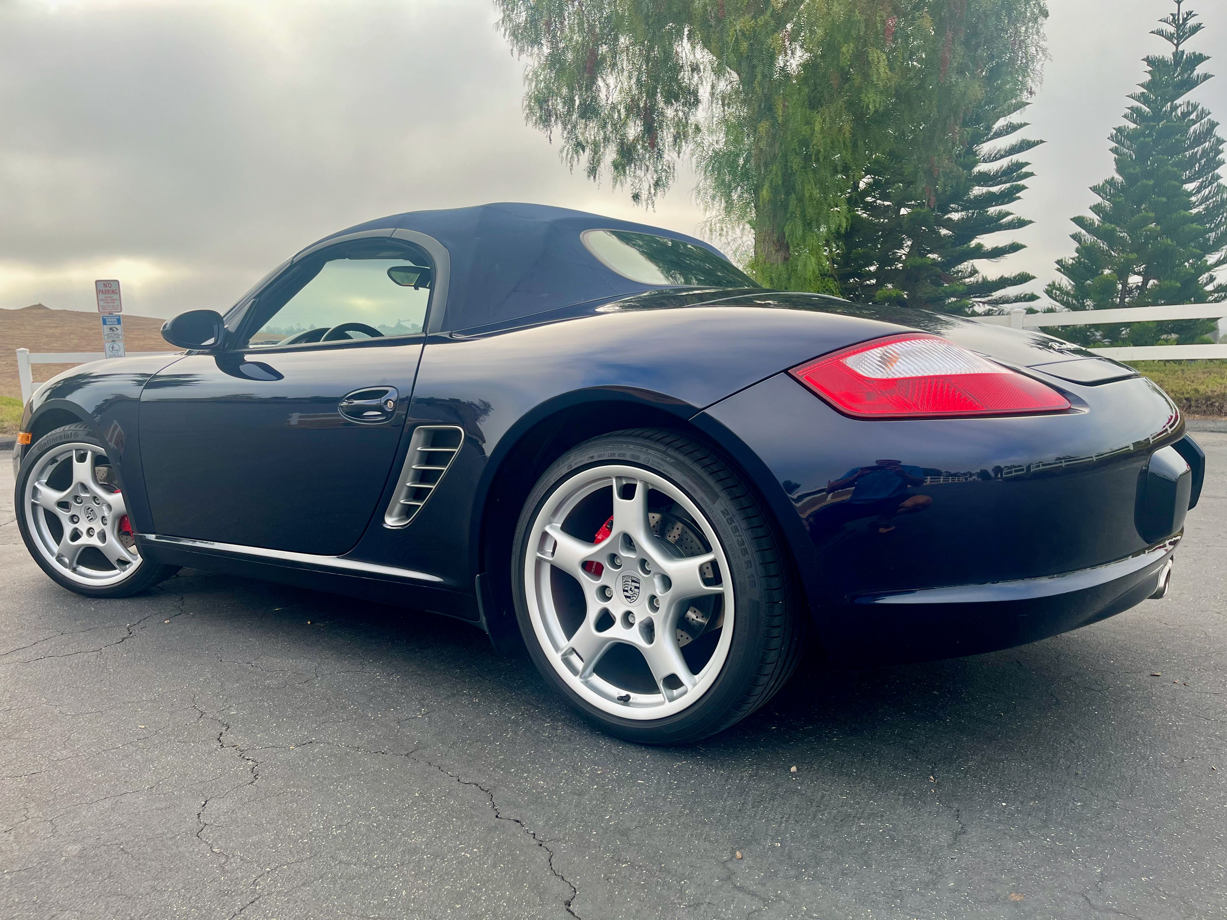 Used 2005 Porsche Boxster S RWD image 1