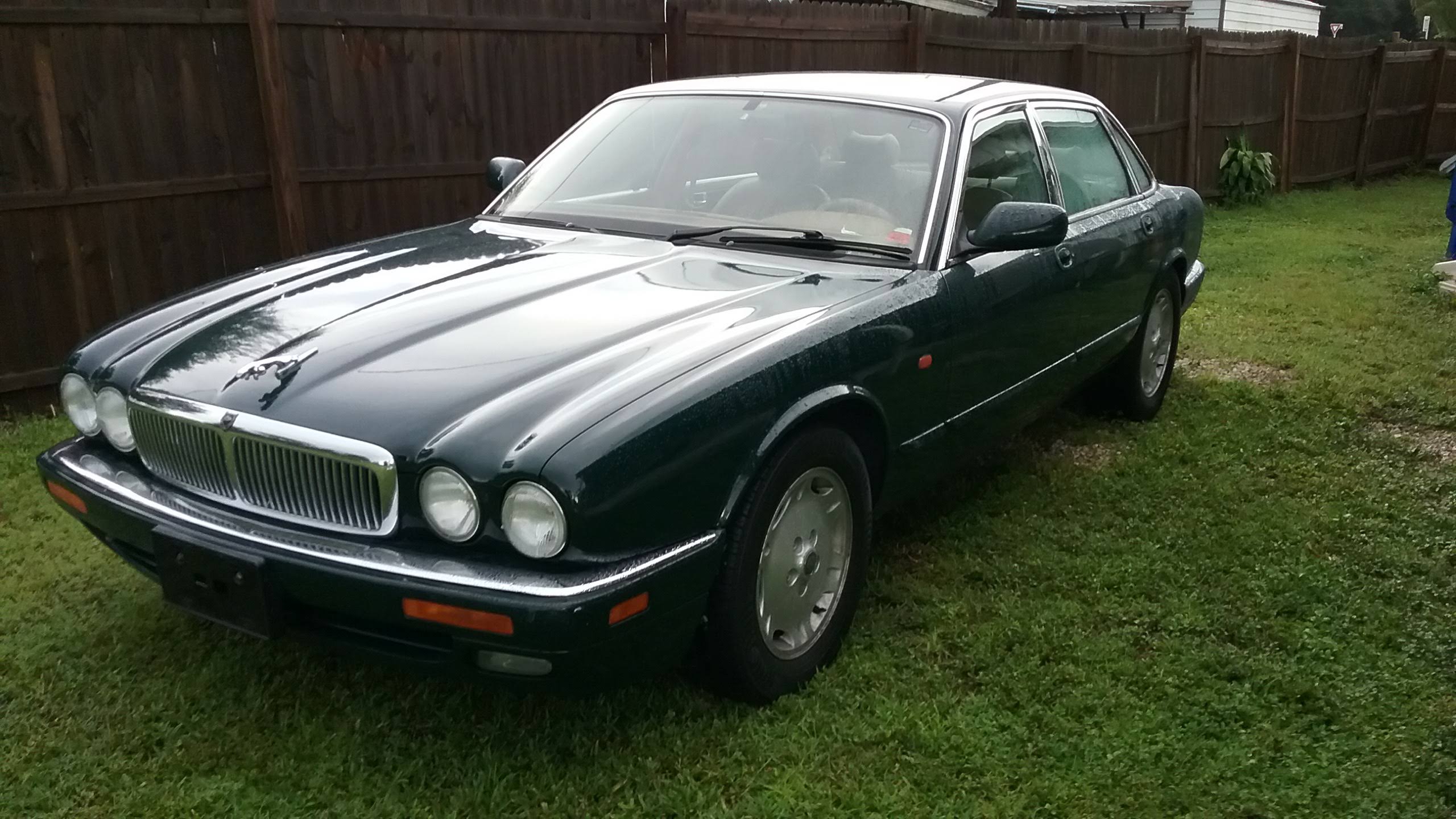 Used 1995 Jaguar XJ6 RWD image 1