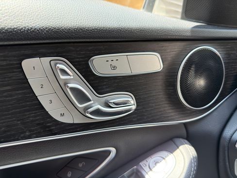 Used 2019 Mercedes-Benz C 300 Sedan image 28
