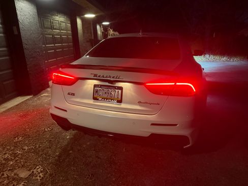 Used 2017 Maserati Quattroporte GTS GranSport image 17