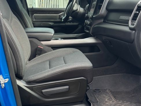 Used 2022 RAM 1500 Big Horn AWD/4WD image 9