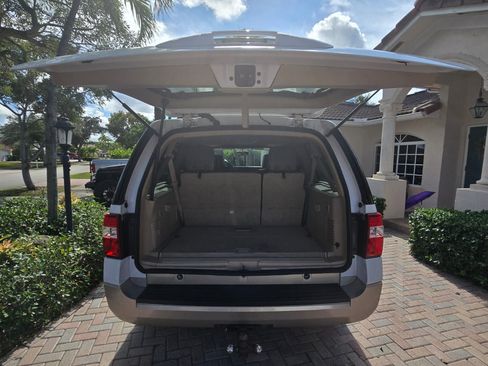 Used 2007 Ford Expedition EL Eddie Bauer image 8