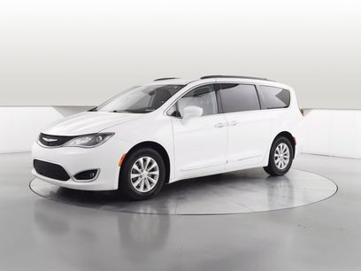 Used 2017 Chrysler Pacifica Touring-L