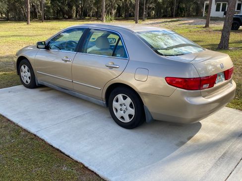 Used 2005 Honda Accord LX image 3