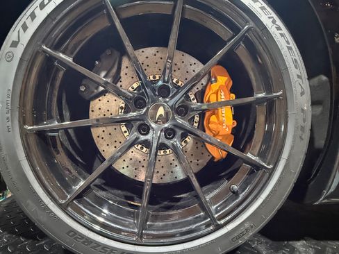 Used 2019 McLaren 600LT image 19