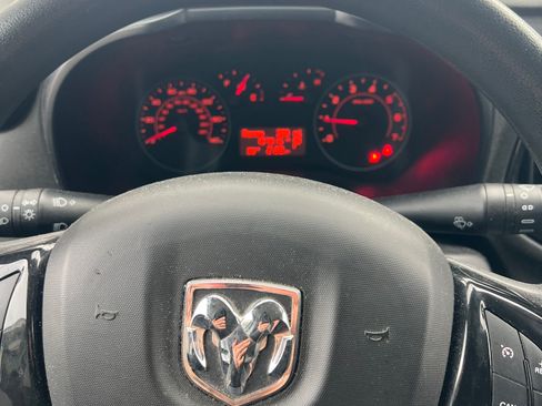 Used 2018 RAM ProMaster City Tradesman image 13