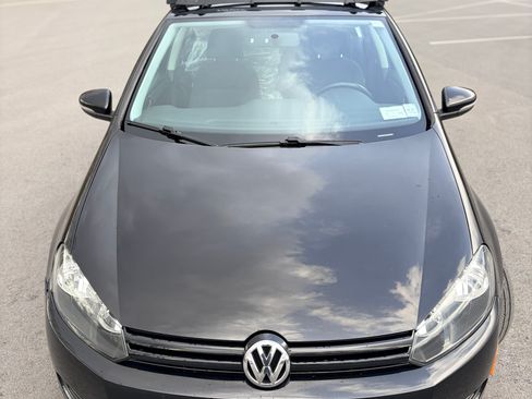 Used 2014 Volkswagen Golf 4-Door FWD image 19