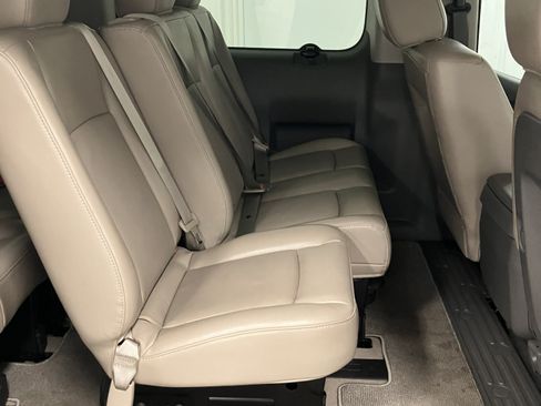 Used 2018 Nissan NV 3500 SL image 13