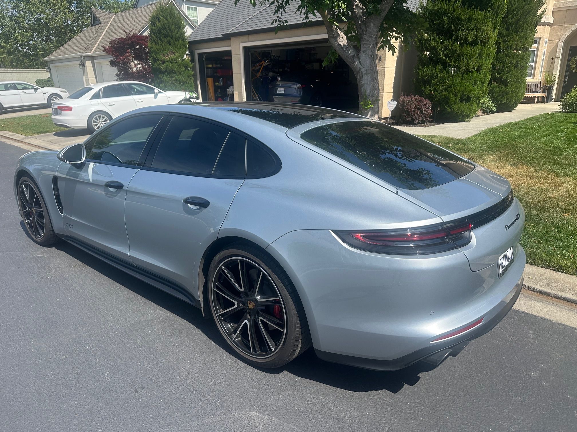 Used 2019 Porsche Panamera GTS AWD/4WD image 6
