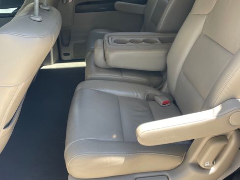 Used 2011 Honda Odyssey EX-L image 12