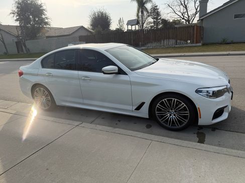 Used 2018 BMW 530i 530i Sedan 4D image 10