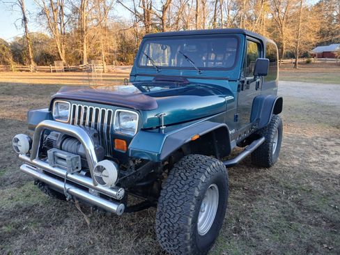 Used 1995 Jeep Wrangler SE image 1