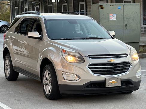 Used 2016 Chevrolet Equinox LT w/ Convenience Package image 30