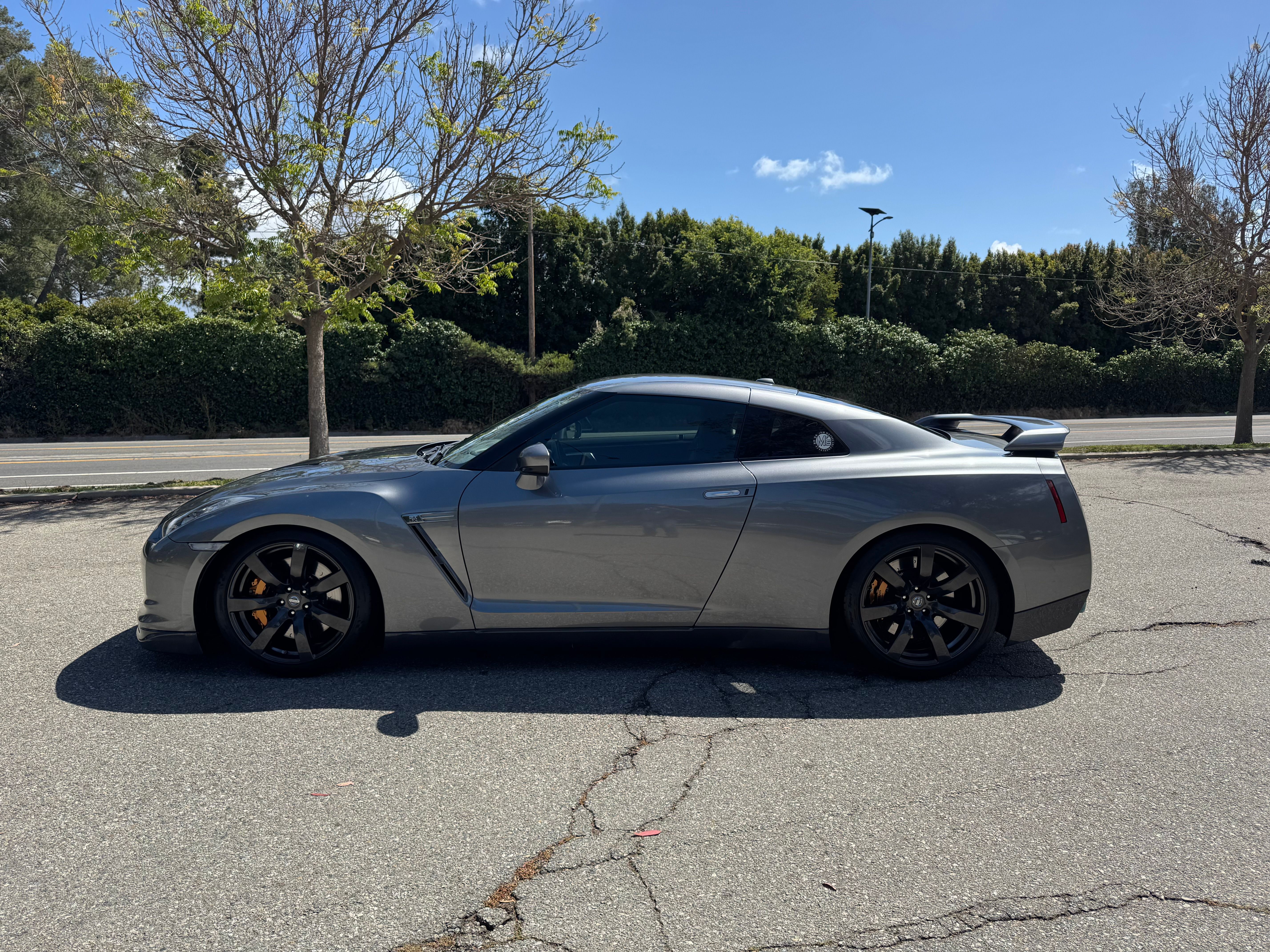 Used 2010 Nissan GT-R Premium AWD/4WD image 17