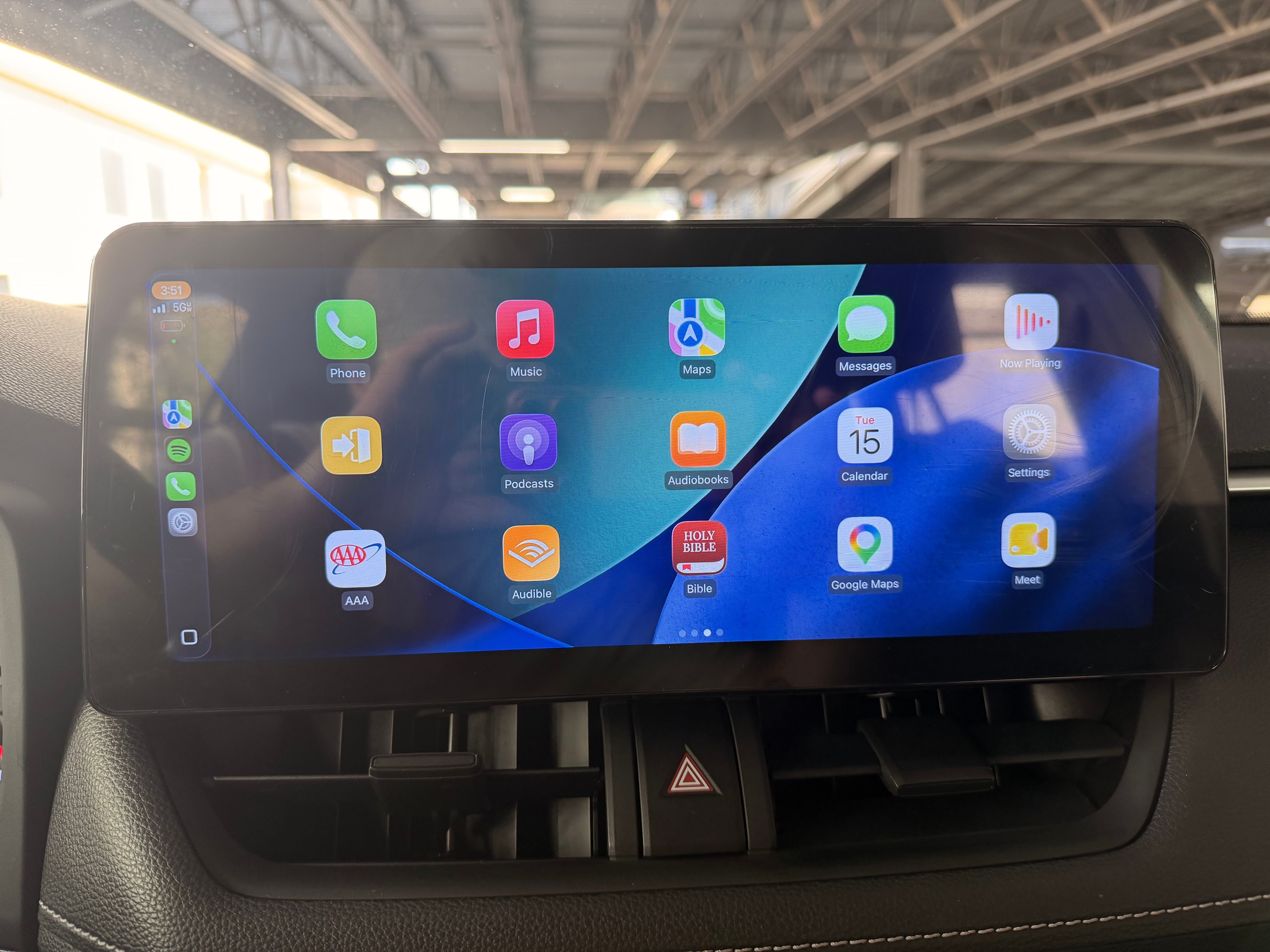 Used 2020 Toyota RAV4 LE AWD/4WD image 27