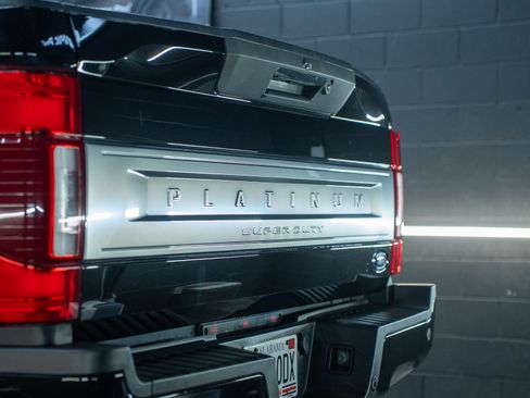 Used 2022 Ford F350 Platinum image 5
