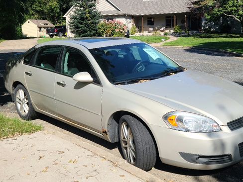 Used 2008 Chevrolet Impala LTZ image 5