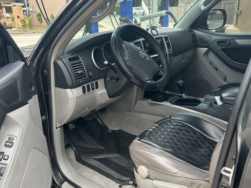 Used 2007 Toyota 4Runner Sport image 17