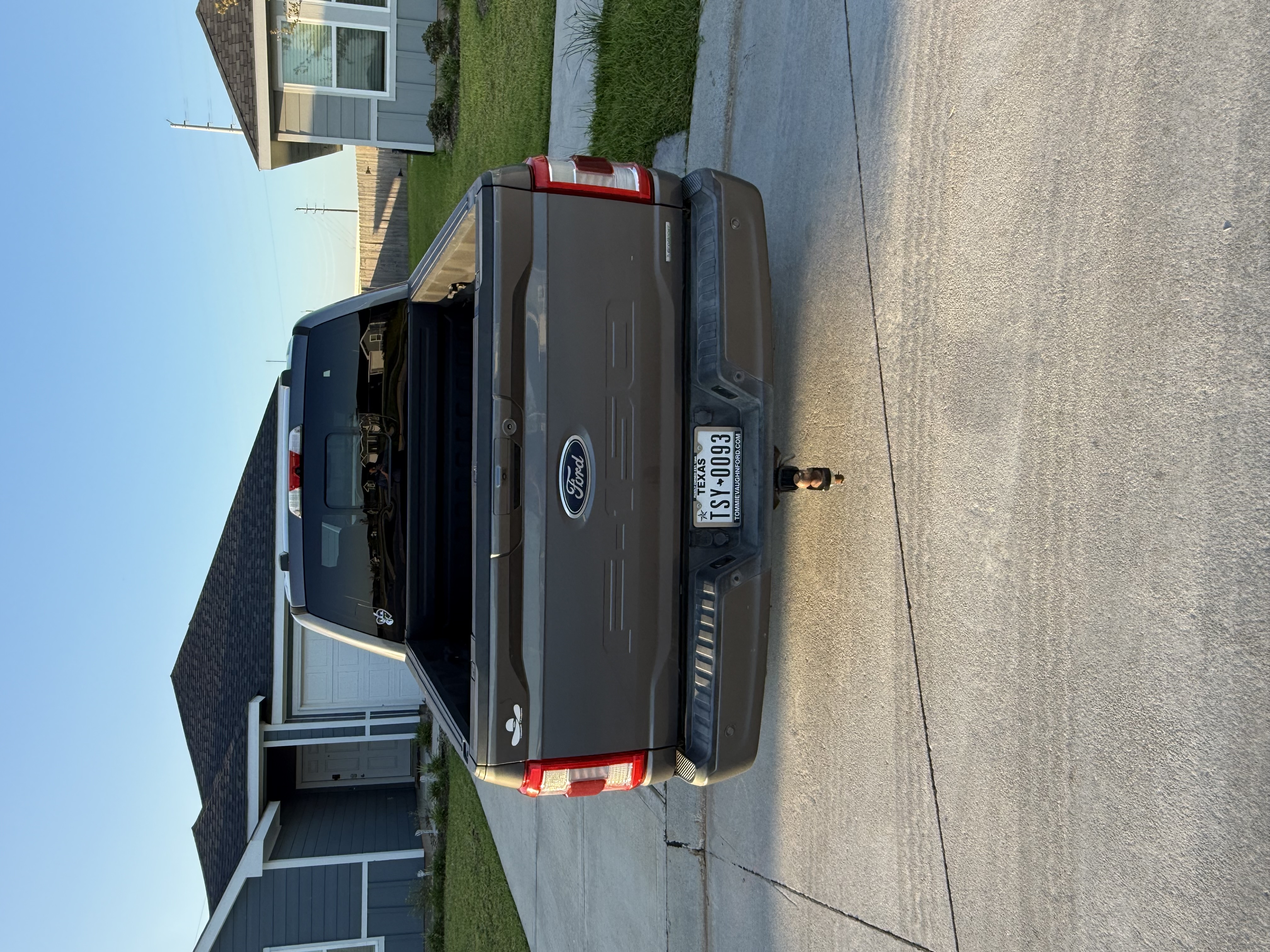 Used 2021 Ford F150 Lariat w/ Equipment Group 502A High RWD image 6