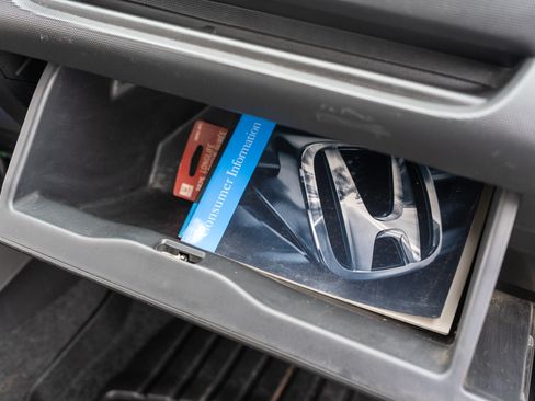 Used 2007 Honda Fit Sport image 29