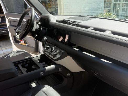 Used 2024 Land Rover Defender 110 S AWD/4WD image 13