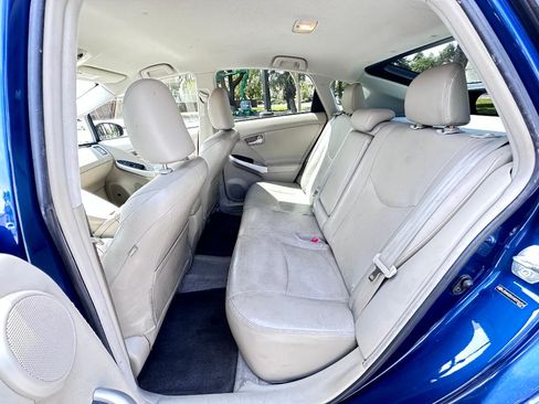 Used 2010 Toyota Prius Five image 28