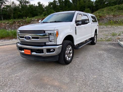 Used 2019 Ford F250 Lariat w/ Lariat Ultimate Package AWD/4WD image 20
