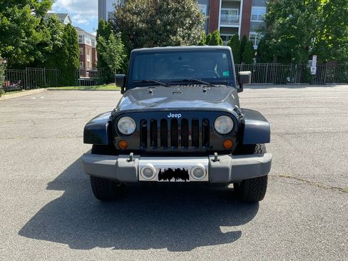 Used 2008 Jeep Wrangler Unlimited Sahara w/ Trailer Tow Group AWD/4WD image 5