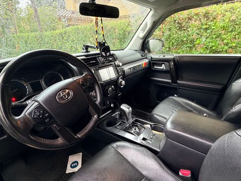 Used 2016 Toyota 4Runner Trail image 9