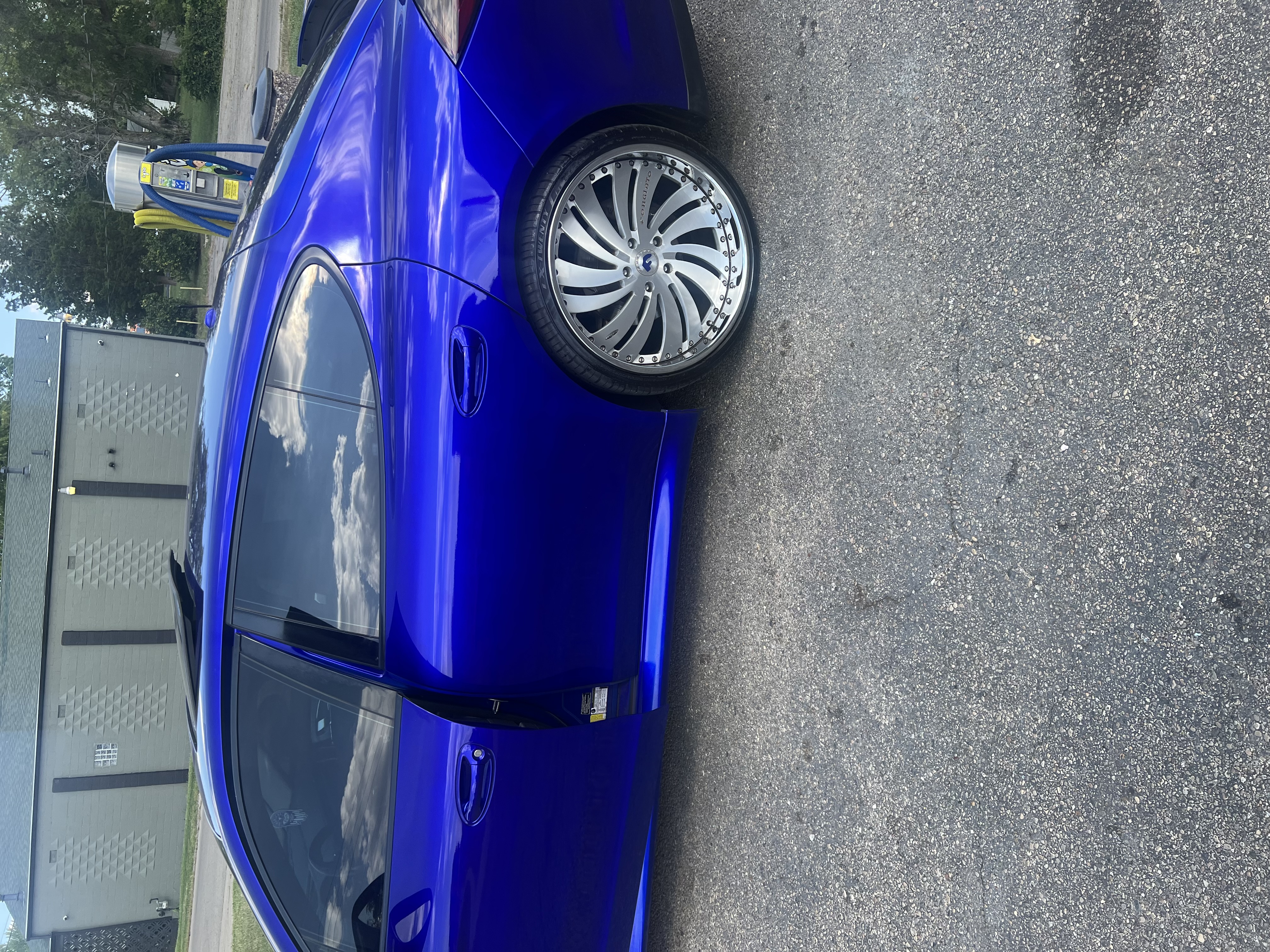 Used 2011 Porsche Panamera 4 AWD/4WD image 2